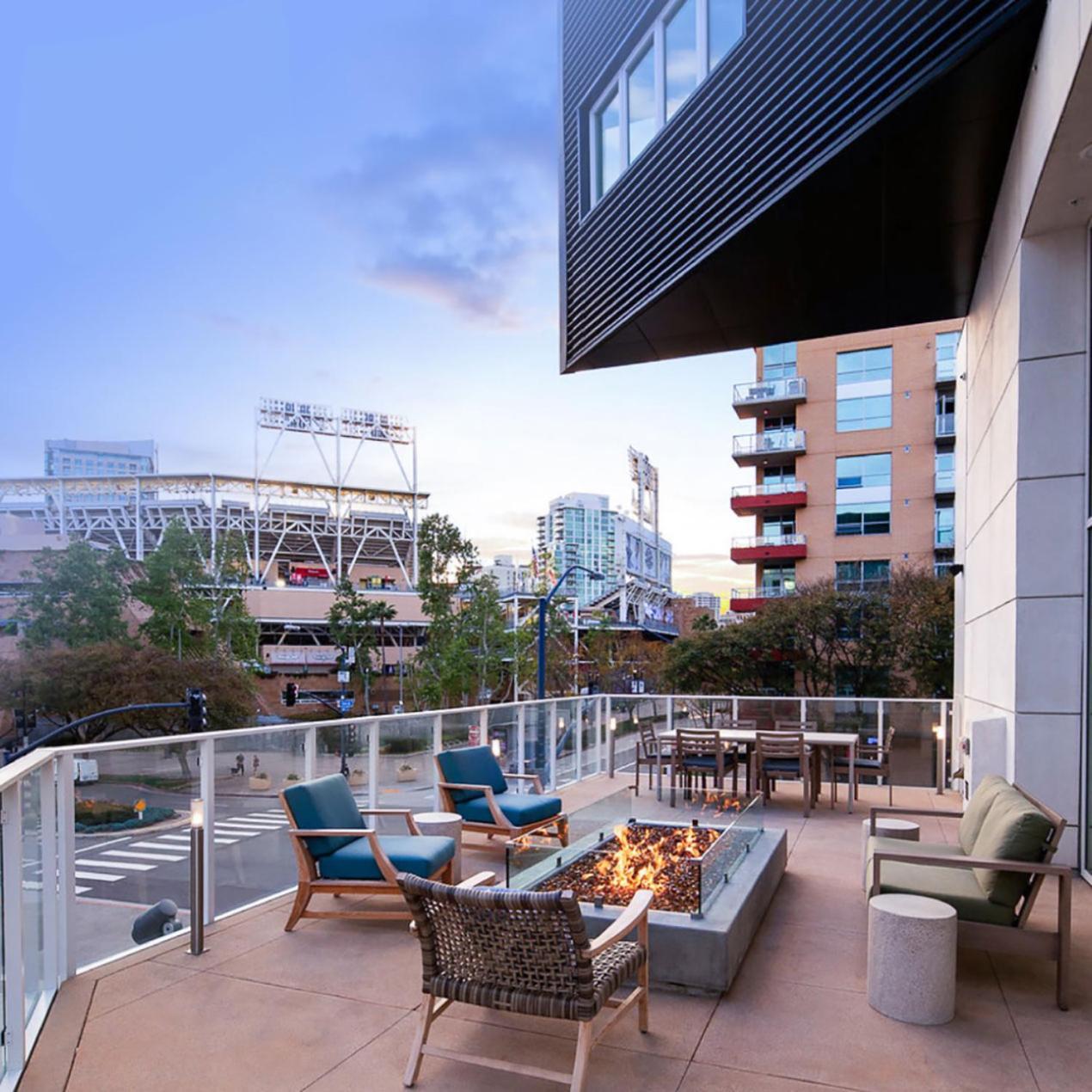 Apartment Luxury 2 Story By Convention Center & Petco Park San Diego